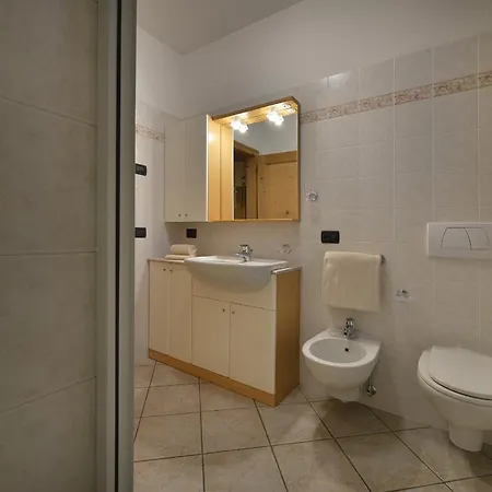 Bait Dal Canton Apartment